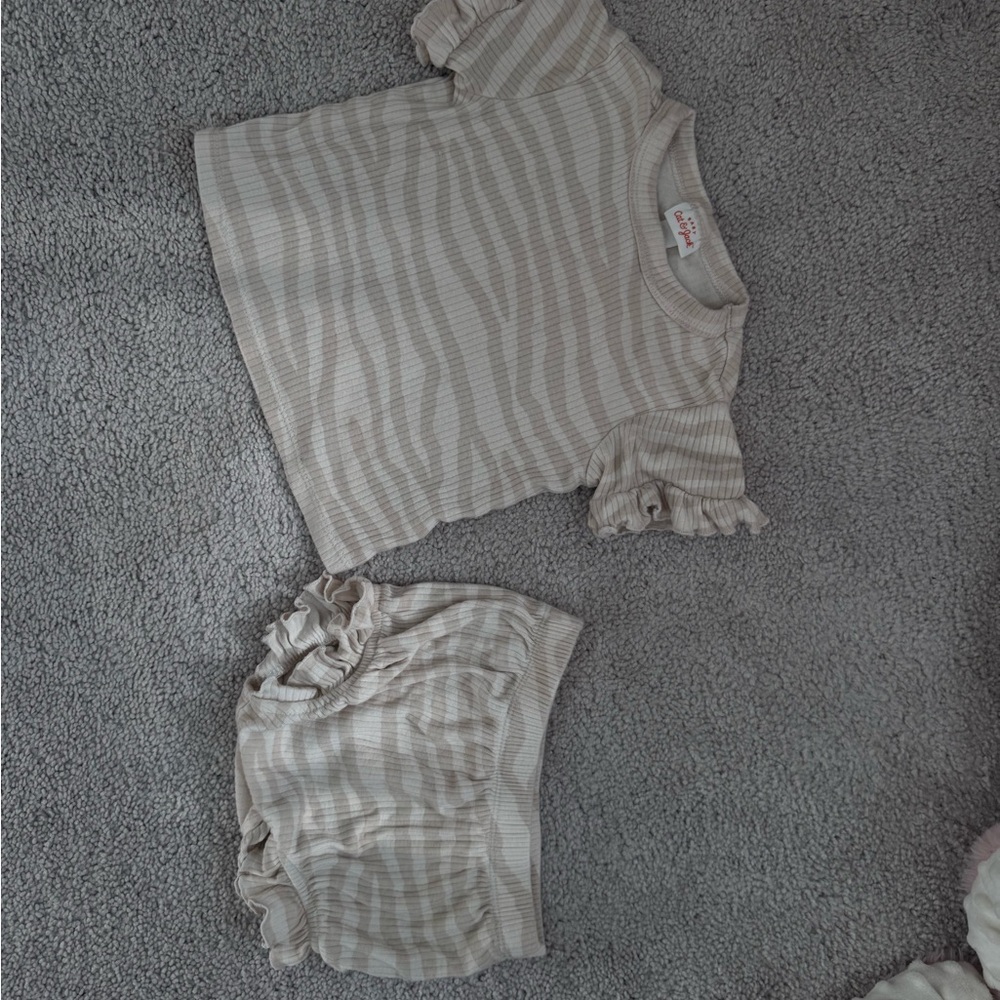 Cat & Jack Beige Baby Outfit